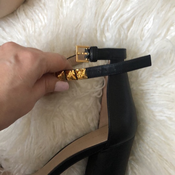 Stuart Weitzman Rosemarie leather sandals - Picture 8 of 13
